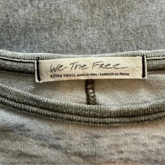 We the Free Women's Long Sleeve Faded Burnout Tiger Camo Shirt Top size XS - Picture 7 of 9